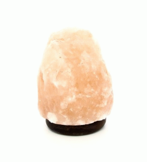 una lampada di sale rosa